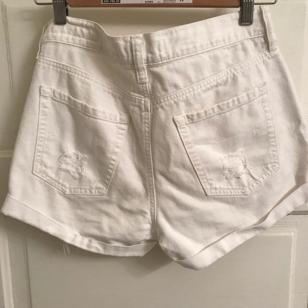 Bullhead Pacsun White high wasted Jean Shorts - Picture 2 of 4